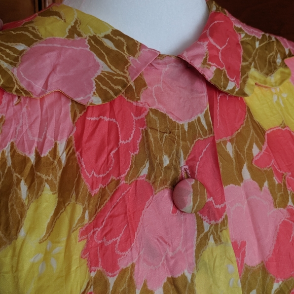 60s Floral Tulip Shirt Dress - Picture 5 of 10